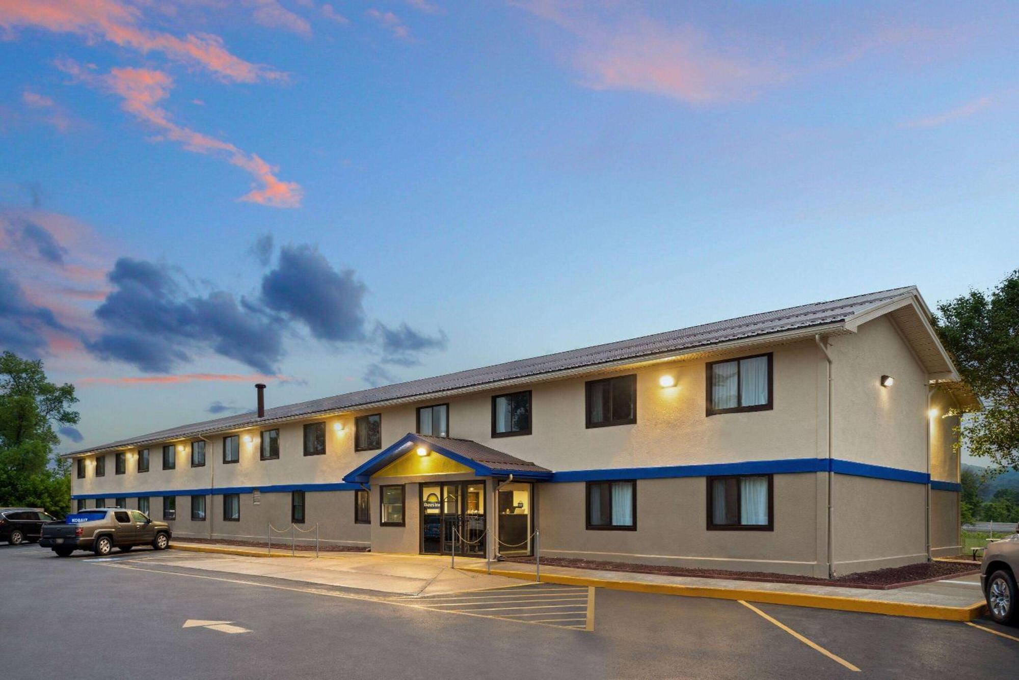 Days Inn By Wyndham Hornell Ny Zewnętrze zdjęcie